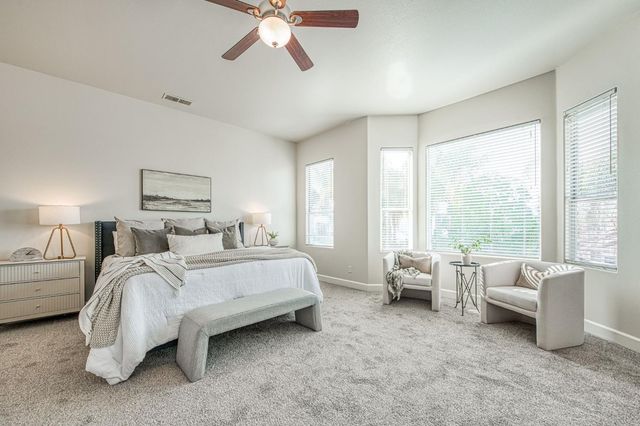 1420 N Dewitt Avenue, Clovis, CA 93619