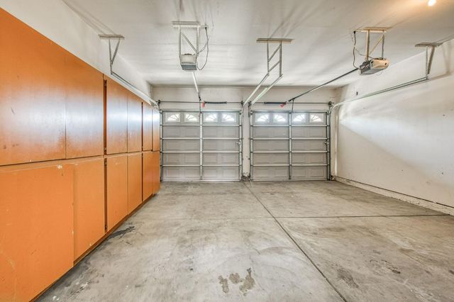 1420 N Dewitt Avenue, Clovis, CA 93619