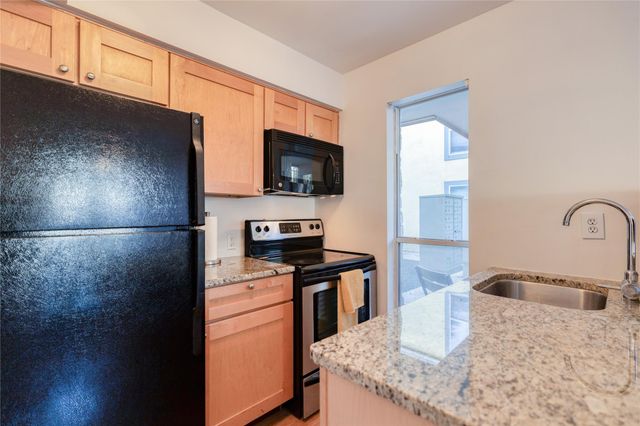 2526 Durwood ST 212, Austin, TX 78704