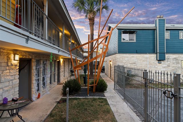 2526 Durwood ST 212, Austin, TX 78704