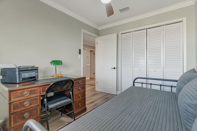 1695 Highway 98 302, Mary Esther, FL 32569