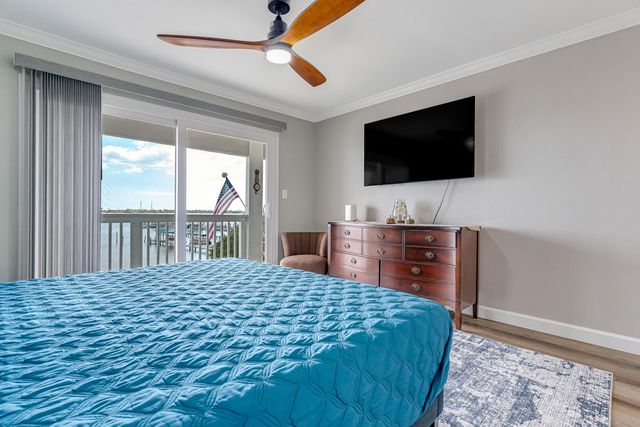 1695 Highway 98 302, Mary Esther, FL 32569