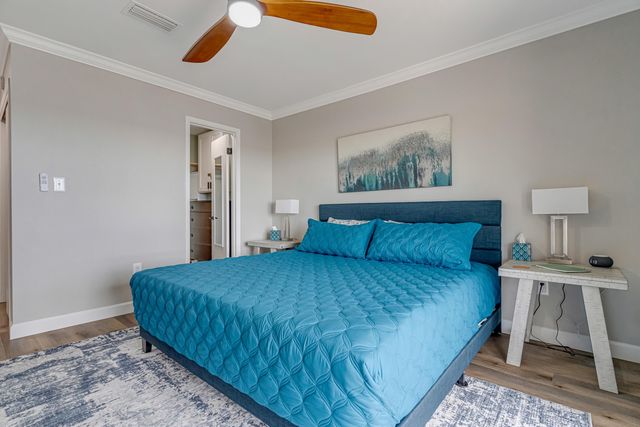 1695 Highway 98 302, Mary Esther, FL 32569