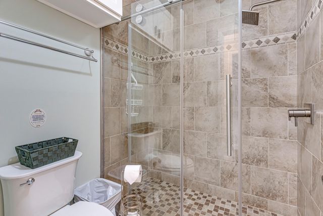 1695 Highway 98 302, Mary Esther, FL 32569