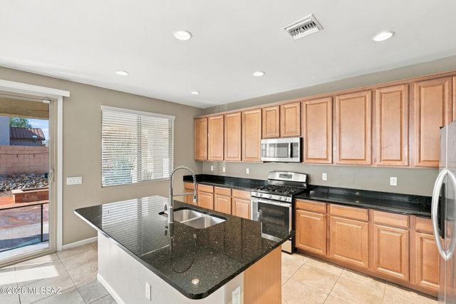 7091 W Fall Garden Way, Tucson, AZ 85757