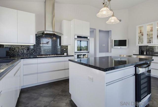 13523 Tradition St, San Diego, CA 92128