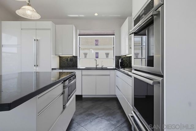 13523 Tradition St, San Diego, CA 92128