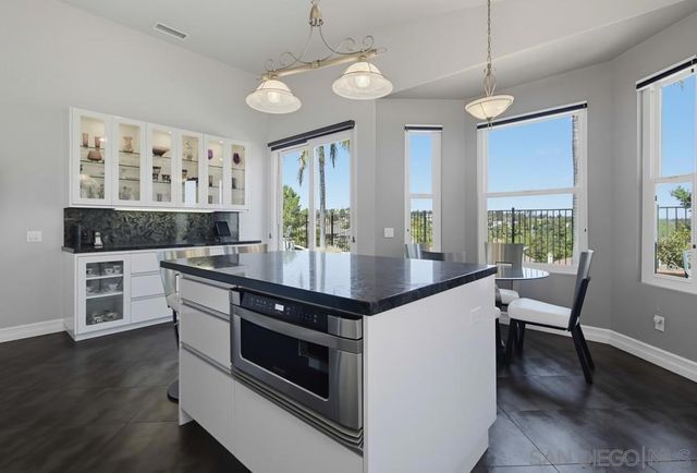 13523 Tradition St, San Diego, CA 92128
