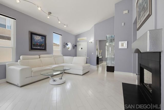 13523 Tradition St, San Diego, CA 92128