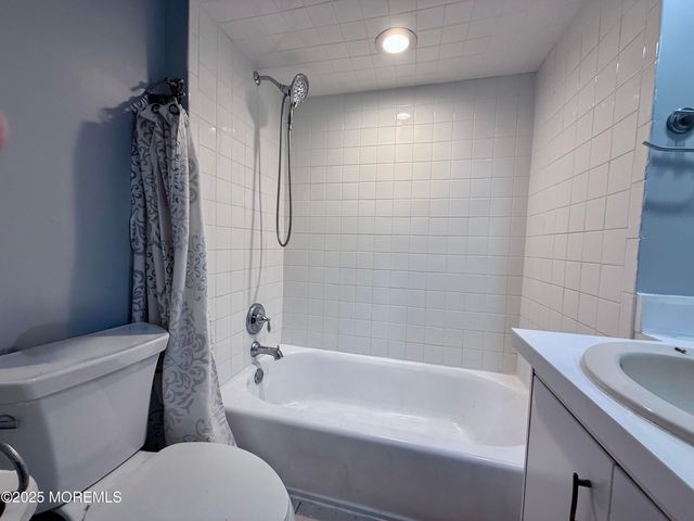 13 Middlesex Avenue, Keyport, NJ 07735