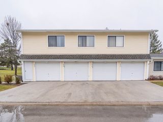 624 Breakers Point 624, Schaumburg, IL 60194