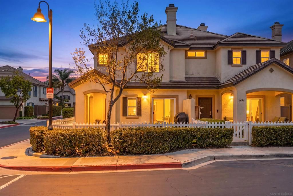 Image 2 of property listing at 1449 Normandy Drive, Chula Vista, CA 91913