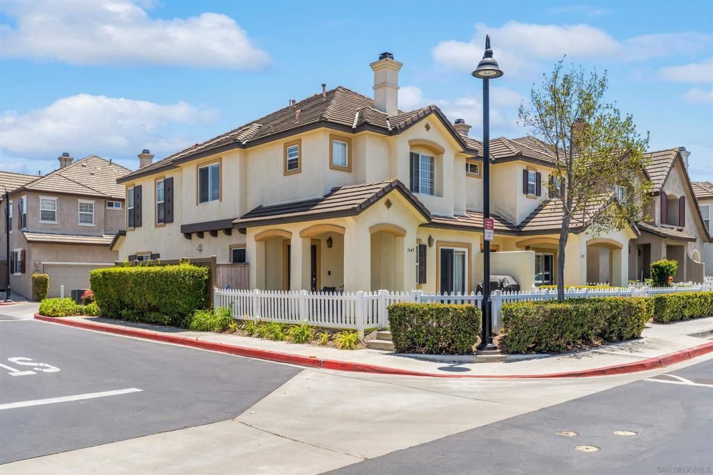 Image 5 of property listing at 1449 Normandy Drive, Chula Vista, CA 91913