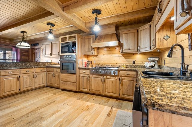 11227 Dunkard Road, Alpena, AR 72611