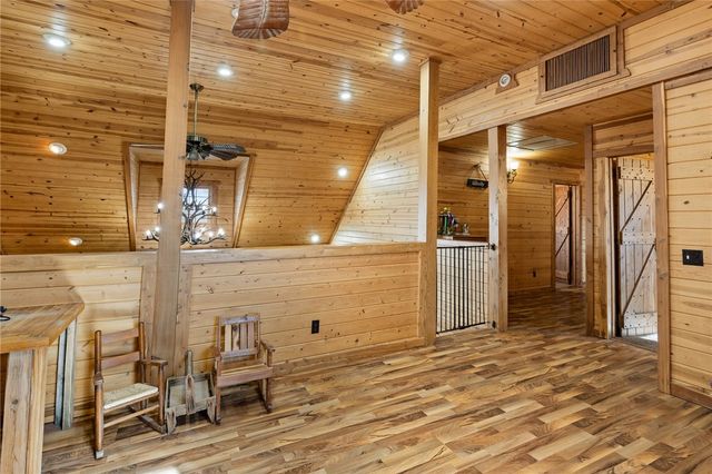 11227 Dunkard Road, Alpena, AR 72611