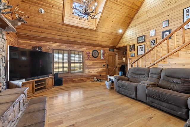 11227 Dunkard Road, Alpena, AR 72611