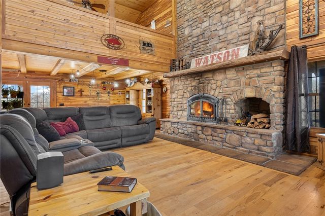 11227 Dunkard Road, Alpena, AR 72611