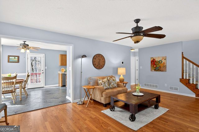 213 Kipling Drive, Dallas, GA 30132