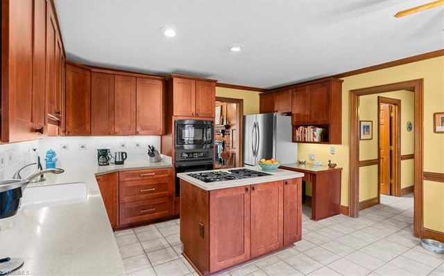 4103 Stonebrook Farms Road, Greensboro, NC 27406