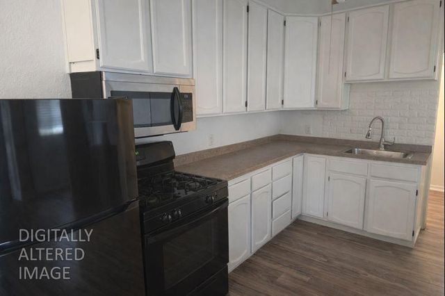 5765 Nina Way, Sacramento, CA 95824