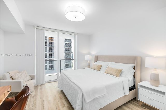 253 NE 2nd St 1606, Miami, FL 33132