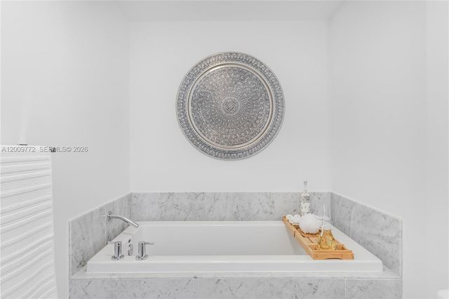 253 NE 2nd St 1606, Miami, FL 33132