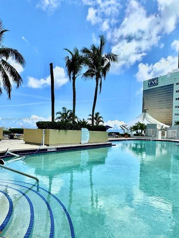 253 NE 2nd St 1606, Miami, FL 33132