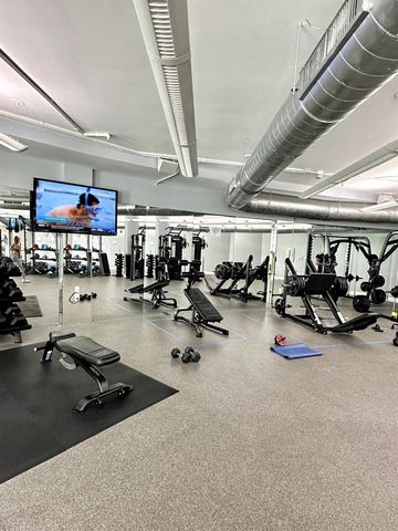 253 NE 2nd St 1606, Miami, FL 33132