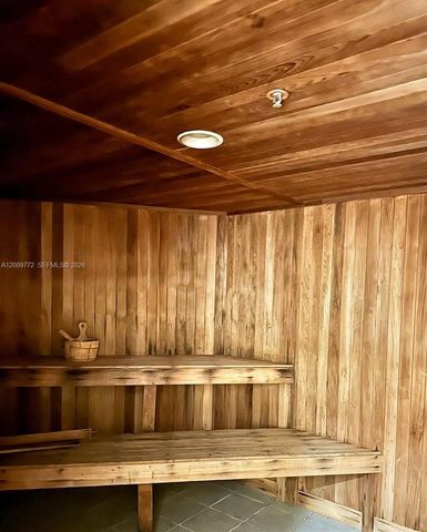 253 NE 2nd St 1606, Miami, FL 33132