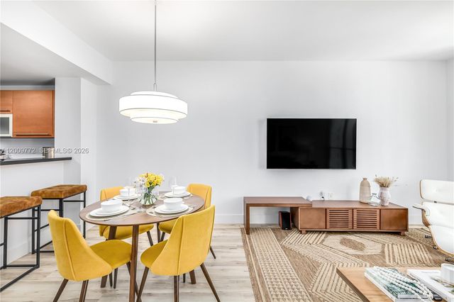 253 NE 2nd St 1606, Miami, FL 33132