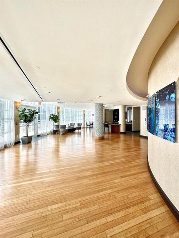 253 NE 2nd St 1606, Miami, FL 33132