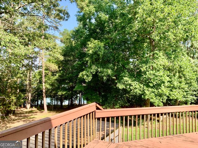 727 Kings Bench Drive, Hartwell, GA 30643