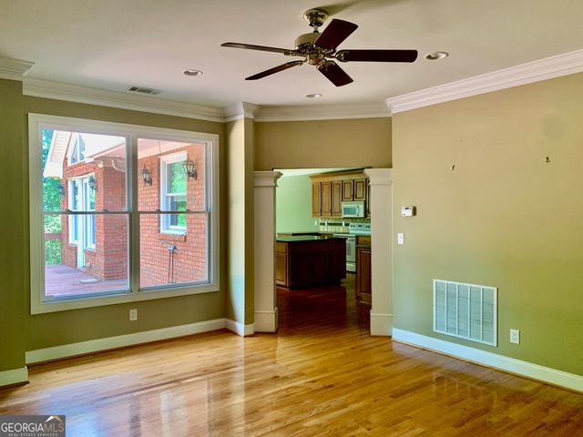 727 Kings Bench Drive, Hartwell, GA 30643