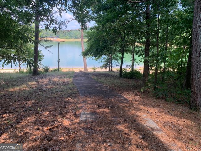 727 Kings Bench Drive, Hartwell, GA 30643