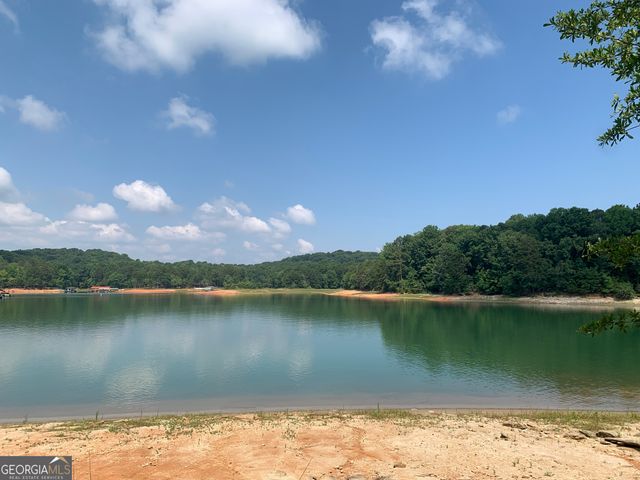 727 Kings Bench Drive, Hartwell, GA 30643