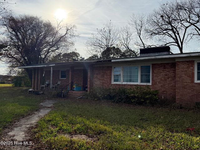 510 S 5th Street, Aurora, NC 27806