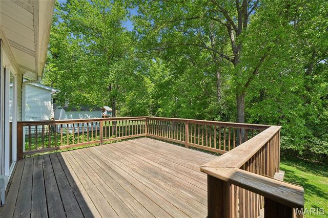 835 Bergquist Drive, Ballwin, MO 63011