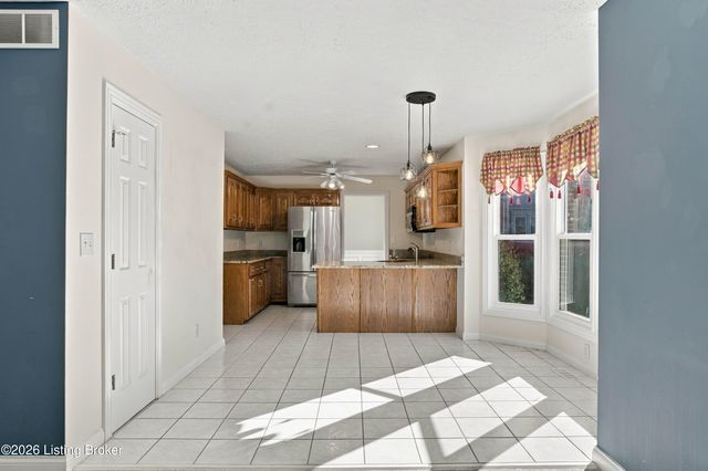 1509 Manchester Dr, Elizabethtown, KY 42701