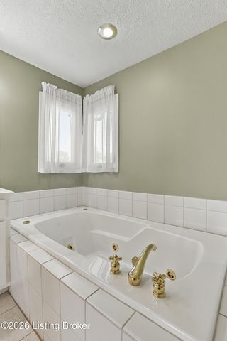 1509 Manchester Dr, Elizabethtown, KY 42701