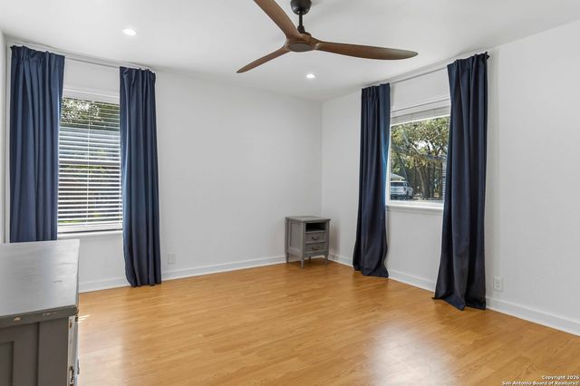 107 Oak Crest, Canyon Lake, TX 78133