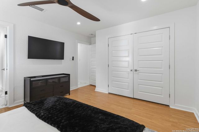 107 Oak Crest, Canyon Lake, TX 78133