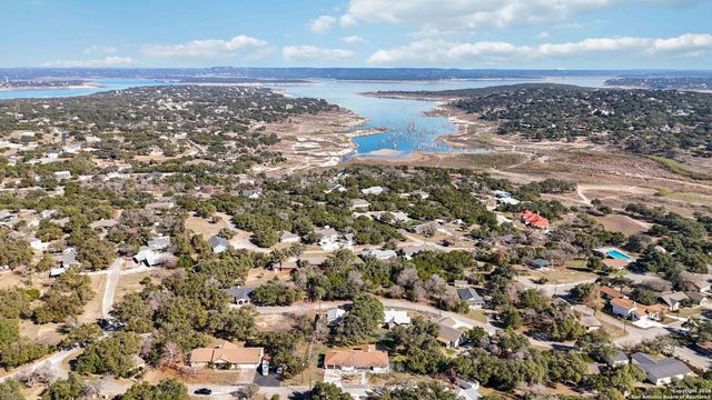 107 Oak Crest, Canyon Lake, TX 78133