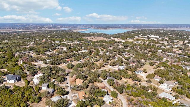107 Oak Crest, Canyon Lake, TX 78133