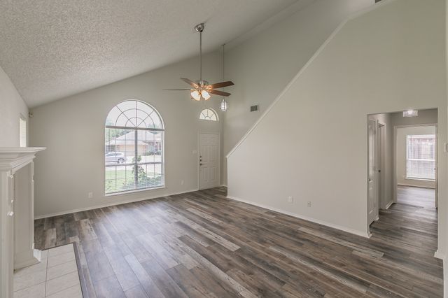 1217 RIO GRANDE Drive, Benbrook, TX 76126
