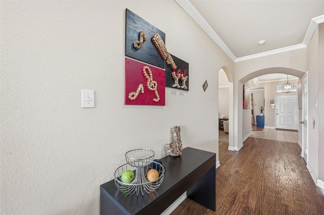 9737 Old Field Drive, Mckinney, TX 75072