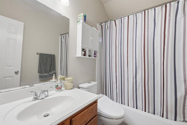 9737 Old Field Drive, Mckinney, TX 75072