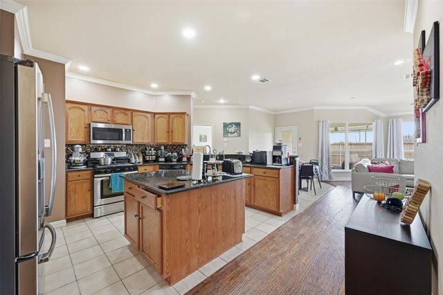 9737 Old Field Drive, Mckinney, TX 75072