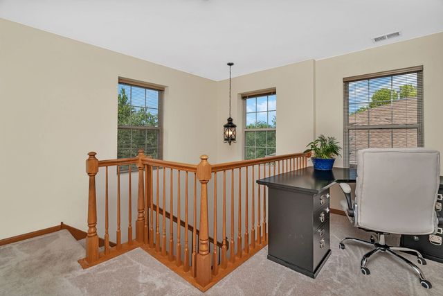 18568 W Point Drive, Tinley Park, IL 60477