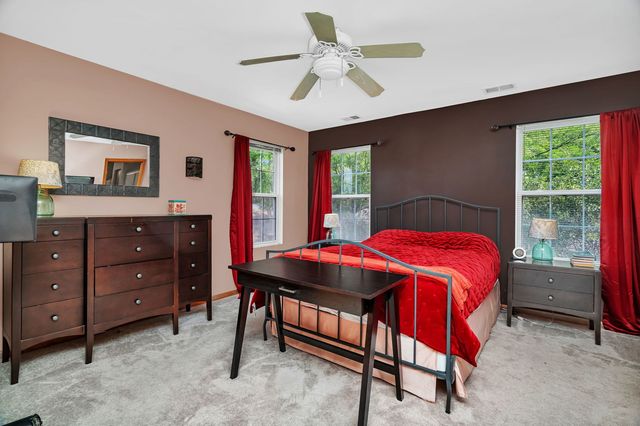 18568 W Point Drive, Tinley Park, IL 60477