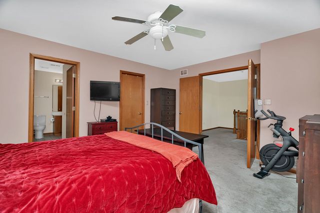 18568 W Point Drive, Tinley Park, IL 60477